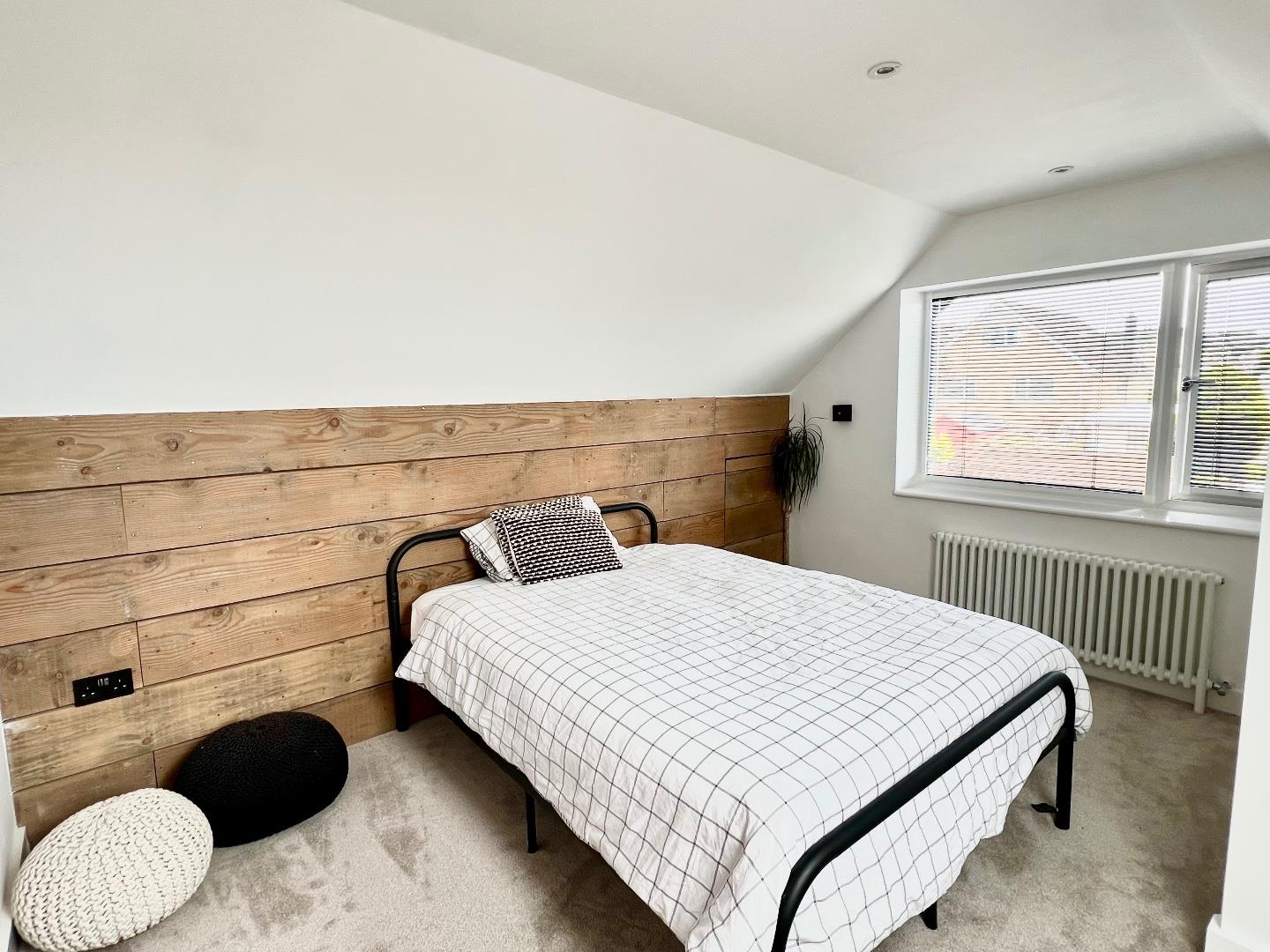 Seaview Drive, Ogmore-By-Sea, Vale of Glamorgan, CF32 0PB